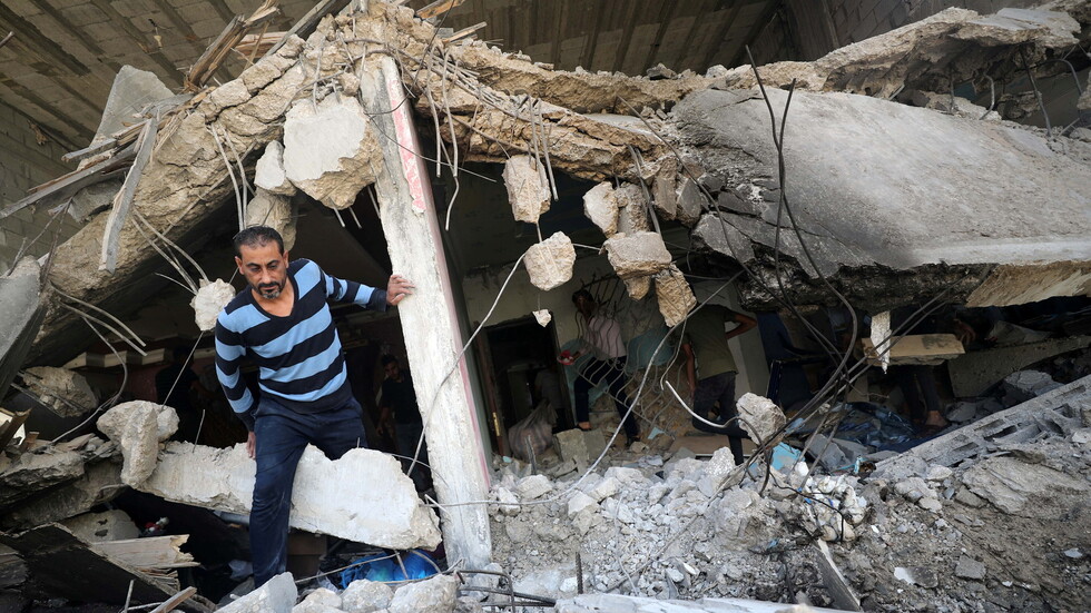 مؤرخ يهودي: إسرائيل تلعب دور الضحية وهي الجاني