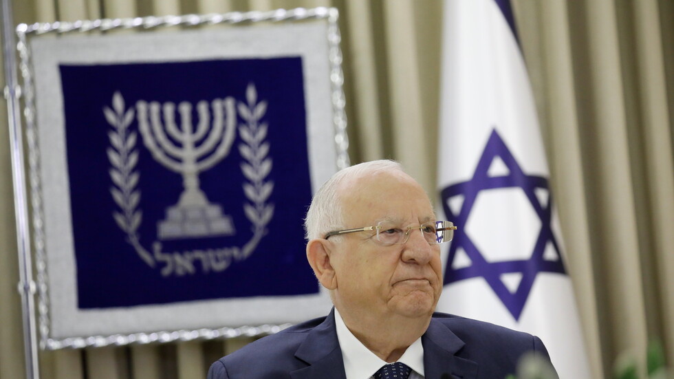 نقل الرئيس الإسرائيلي إلى المستشفى