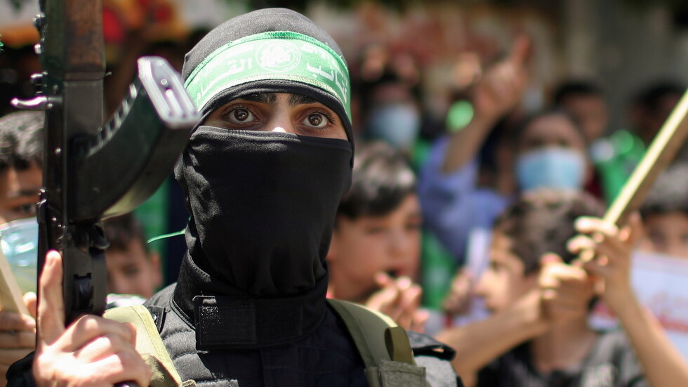 "حماس": ندعو كل أبناء الشعب الفلسطيني للاستمرار في الانخراط في أوسع ساحة اشتباك