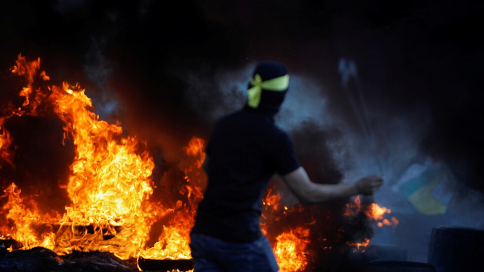 مقتل 4 فلسطينيين وإصابة أكثر من 1400 بالضفة الغربية والقدس في "يوم الغضب"