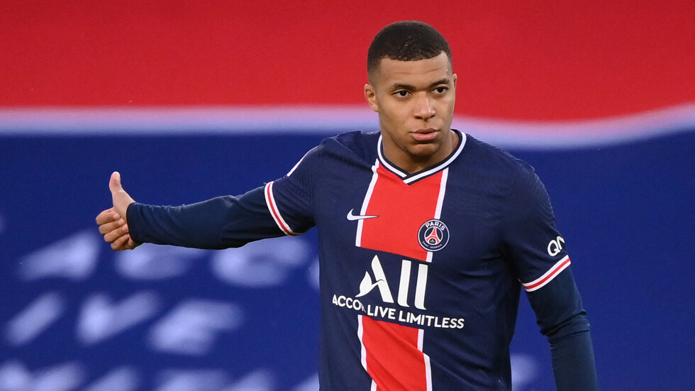 مبابي يضع شرطين أمام باريس سان جيرمان للاستمرار