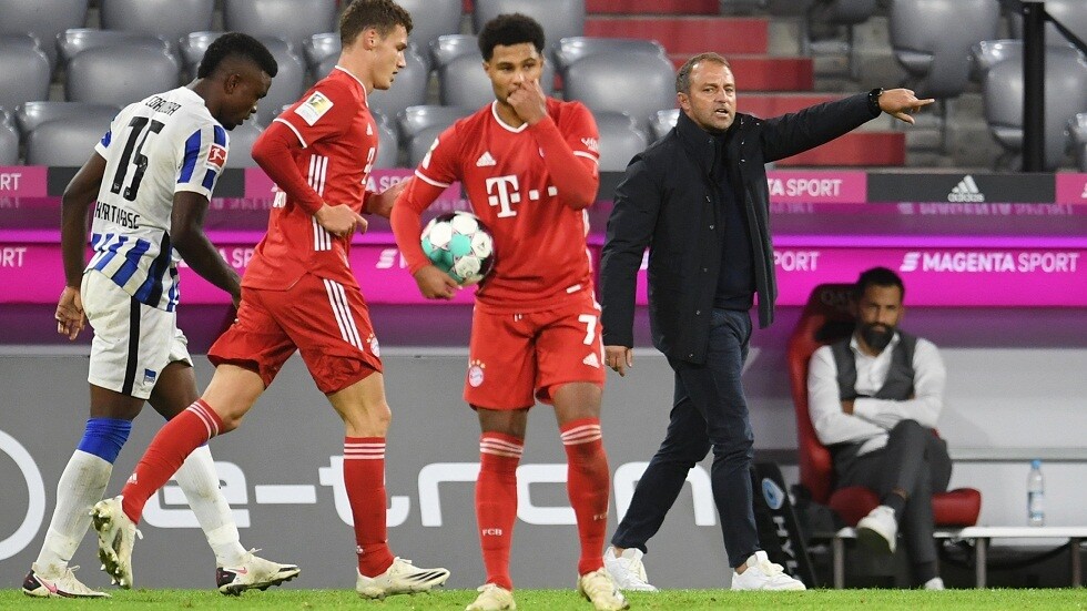 رئيس برشلونة يتصل بمدرب بايرن ميونخ ويعرض عليه تدريب النادي الكتالوني (تقرير)