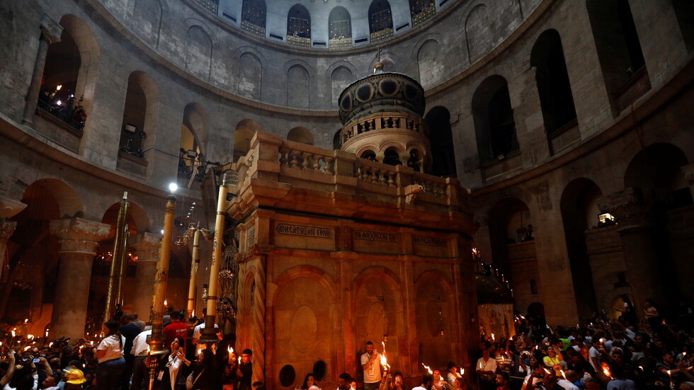 فلسطين تدين اعتداء المستوطنين على رجال الدين المسيحيين في القدس