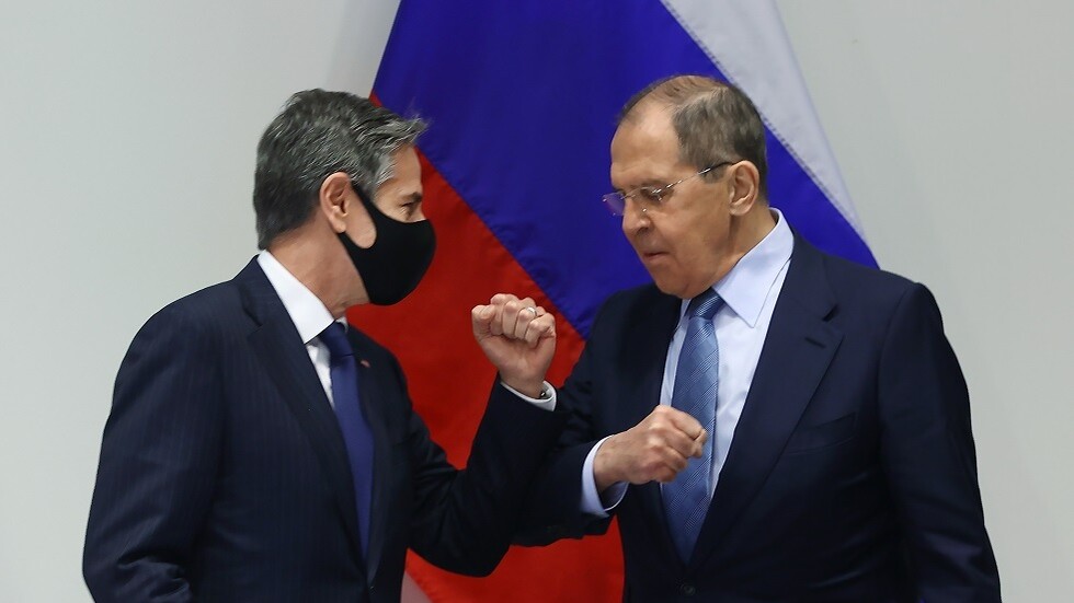 لافروف يعقد اجتماعا ثانيا مع بلينكن على هامش مجلس القطب الشمالي