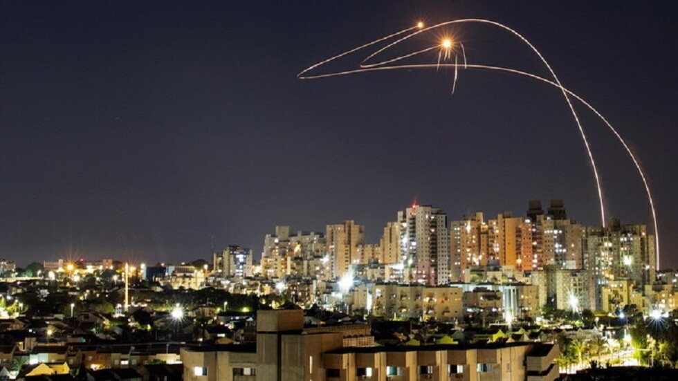 صافرات الإنذار تدوي في سديروت بعد إطلاق صواريخ من قطاع غزة