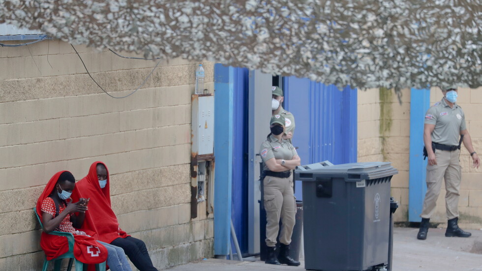 إسبانيا تعيد 6500 مهاجر إلى المغرب