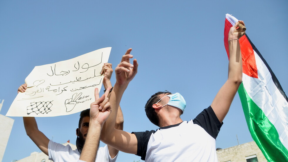 أردنيون يتوجهون للحدود مع فلسطين