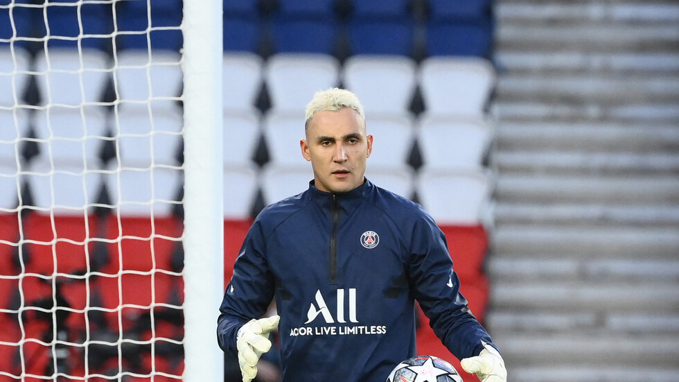 نافاس أفضل حارس في الدوري الفرنسي