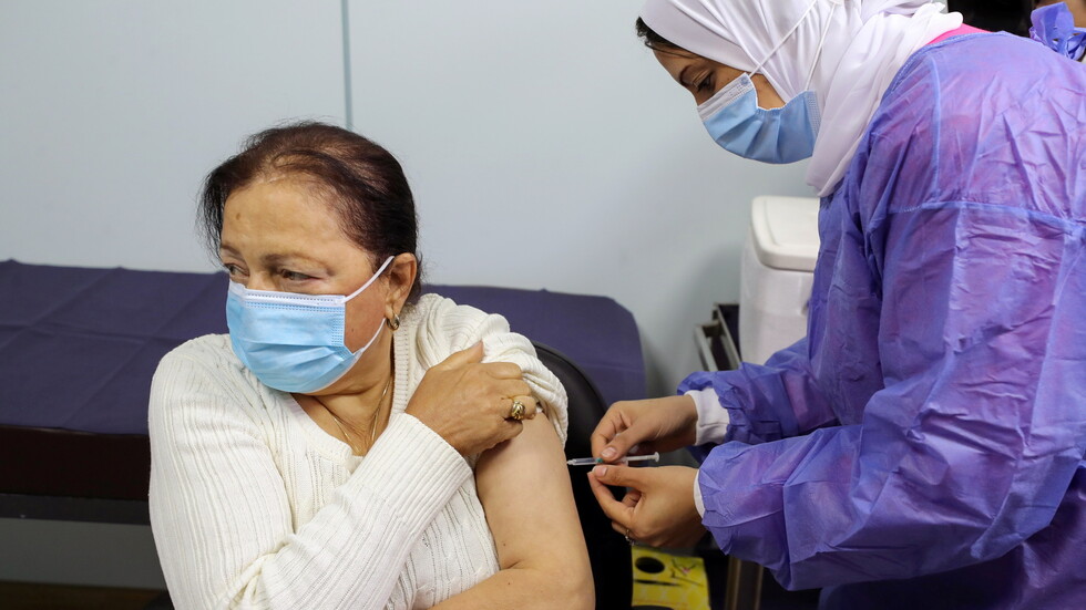 وزيرة الصحة المصرية: الحديث عن وجود جرعة ثالثة وارد لجميع لقاحات كورونا