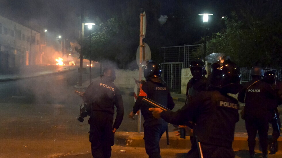 الأردن.. الأمن يفض مشاجرة بين عشيرتين في محافظة المفرق