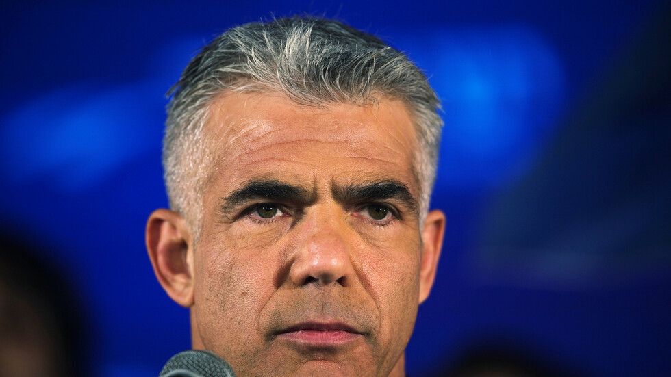 قبيل 9 أيام من انتهاء مهلته.. لابيد يستأنف مفاوضات تشكيل الحكومة الإسرائيلية