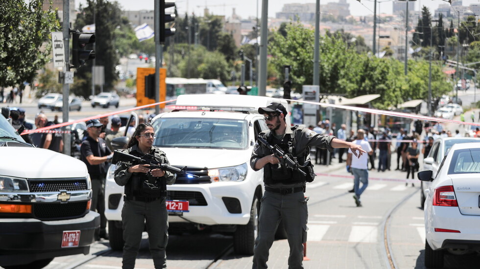 إصابة فتى فلسطيني برصاص مستوطن غرب رام الله