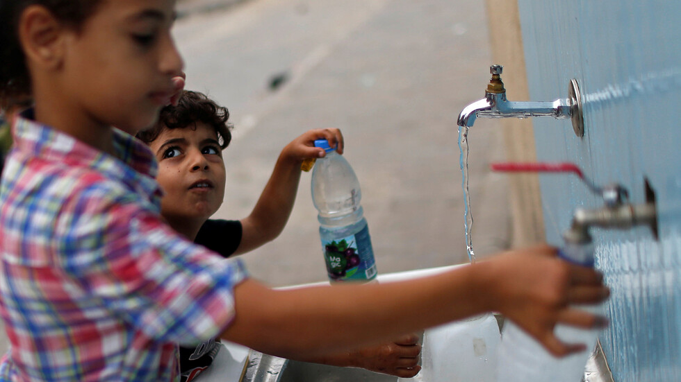 "اليونيسف": الملايين محرومون من المياه النظيفة والصرف الصحي