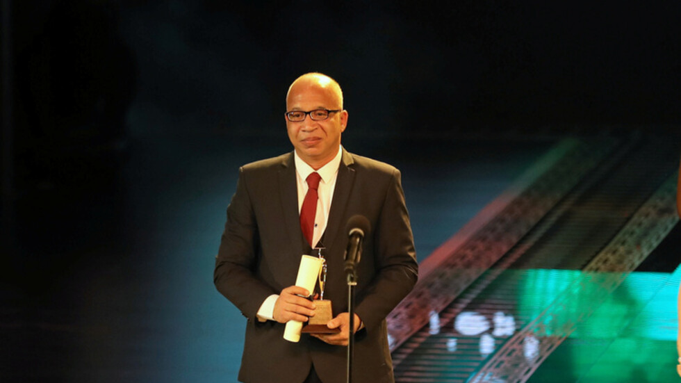 آخر التطورات الصحية للفنان المصري شريف دسوقي بعد بتر قدمه