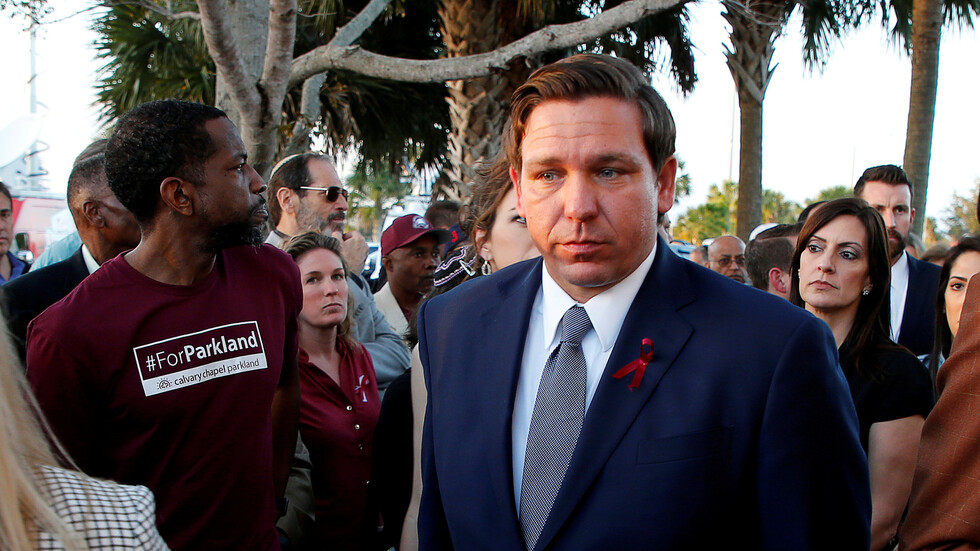 فلوريدا تقر قانونا يحظر على شركات التواصل الاجتماعي حذف حسابات سياسية