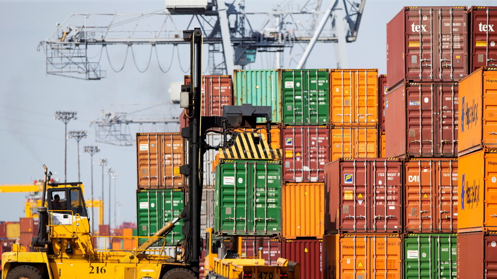 السعودية.. قفزة في التجارة الخارجية