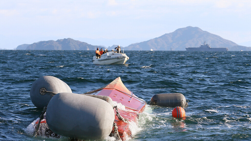 اصطدام سفينتين قرب سواحل اليابان