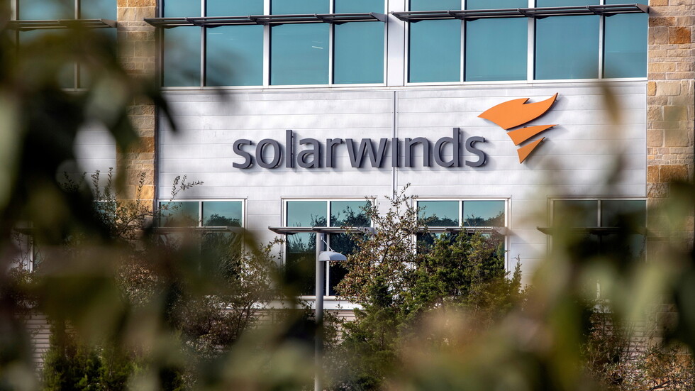 "مايكروسوفت" تزعم أن قراصنة من روسيا نفذوا 150 هجوما استهدف "SolarWinds"