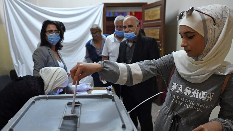 واشنطن وأنقرة والاتحاد الأوروبي لم يعترفوا بنتائج التصويت في سوريا ووصفوها بـ"المهزلة"