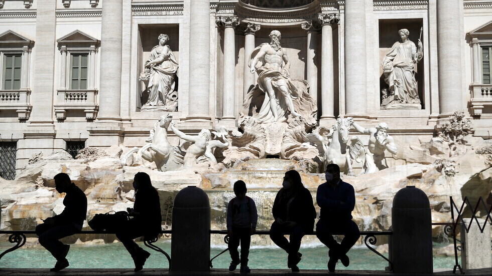 إيطاليا تسجل 3738 إصابة و126 وفاة جديدة بكورونا