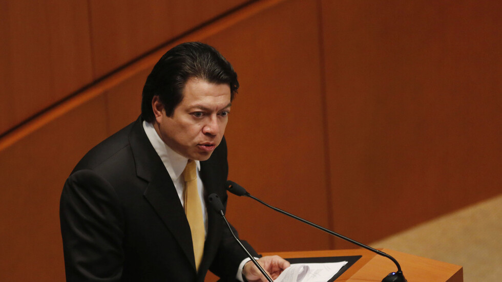 المكسيك.. مسلحون يوقفون سيارة رئيس الحزب الحاكم