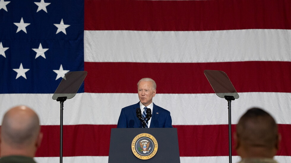 بايدن: يعتقد الرئيس الصيني أن بلاده ستمتلك أمريكا بحلول العام 2035