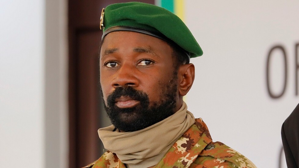 قائد انقلاب مالي يشارك في القمة الاستثنائية لمجموعة غرب إفريقيا