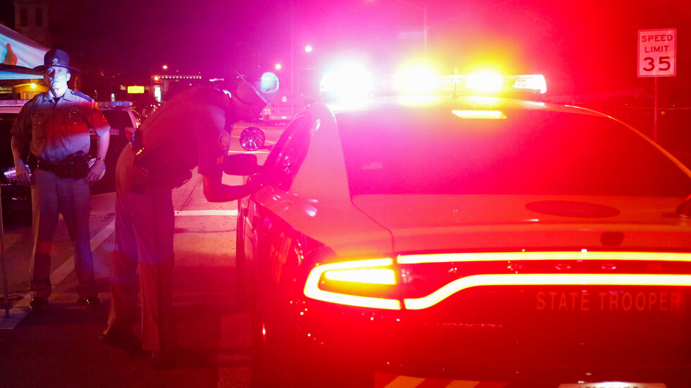 قتيلان وأكثر من 20 مصابا جراء إطلاق نار جماعي في ميامي الأمريكية