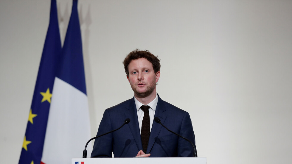 باريس: تجسس الولايات المتحدة والدنمارك على مسؤولين أوروبيين أمر خطير للغاية إن ثبت حدوثه