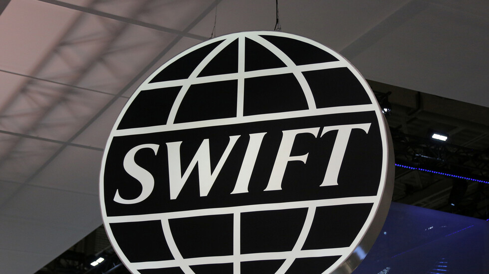 لافروف يتحدث عن حلول يتم اتخاذها في حال فصلت روسيا عن 