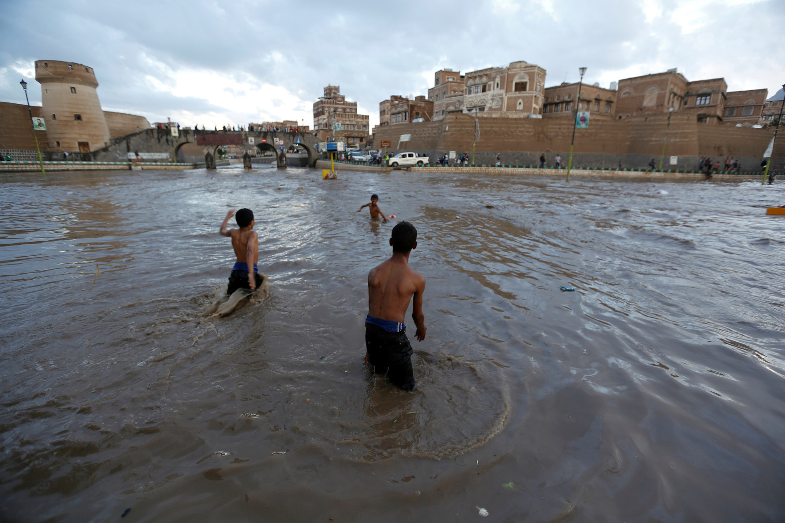 أمطار غزيرة تلحق أضرارا جسيمة بمدينة تريم اليمنية التاريخية