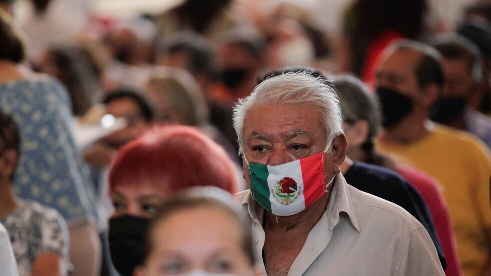 وفيات كورونا في المكسيك تقترب من 219 ألفا