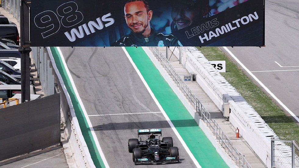 هاميلتون يحقق فوزه الخامس على التوالي بجائزة إسبانيا الكبرى للفورمولا 1