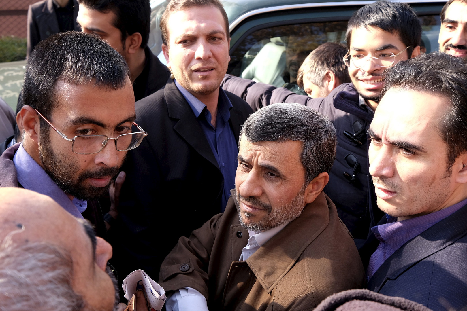 أحمدي نجاد يترشح مجددا في انتخابات الرئاسة الإيرانية