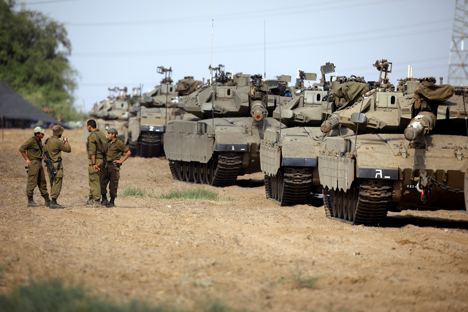 الجيش الإسرائيلي يتبنى اليوم خططا للتدخل البري في غزة