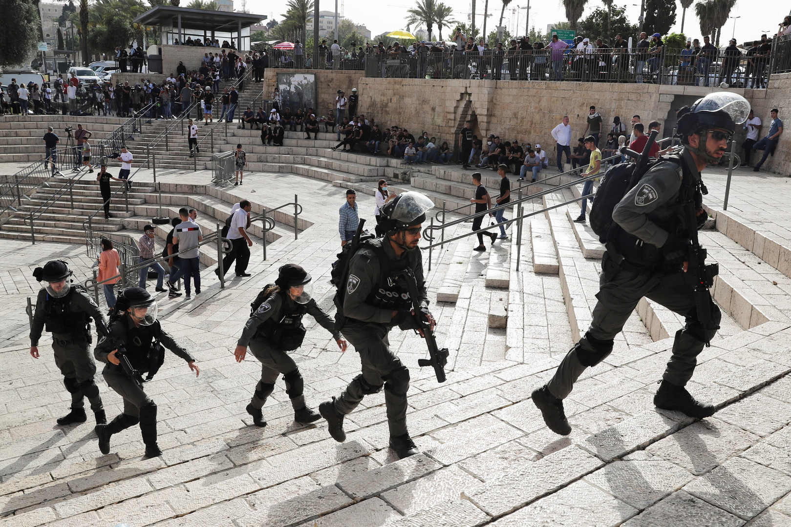 3 دول تدعو مجس الأمن لعقد اجتماع طارئ لبحث التصعيد الإسرائيلي - الفلسطيني