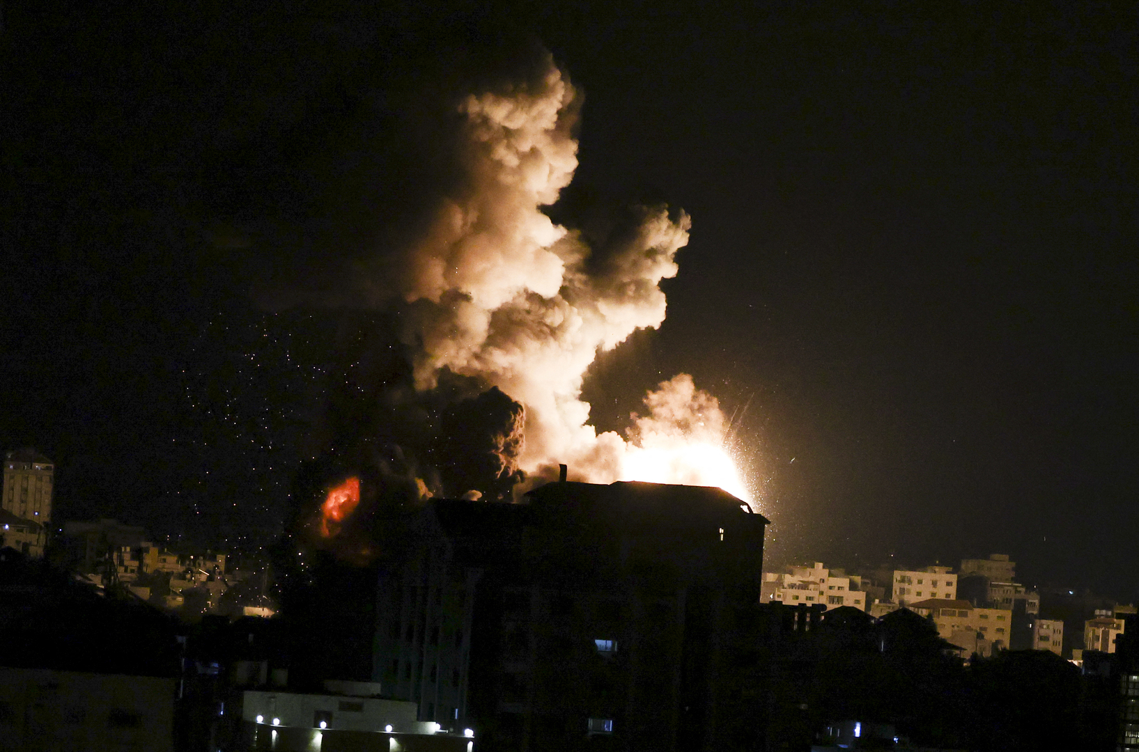 ارتفاع عدد القتلى نتيجة الضربات الإسرائيلية على غزة إلى 83 شخصا بينهم 17 طفلا