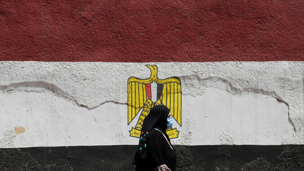 مصر تسجل ارتفاعا طفيفا للإصابات والوفيات اليومية بكورونا