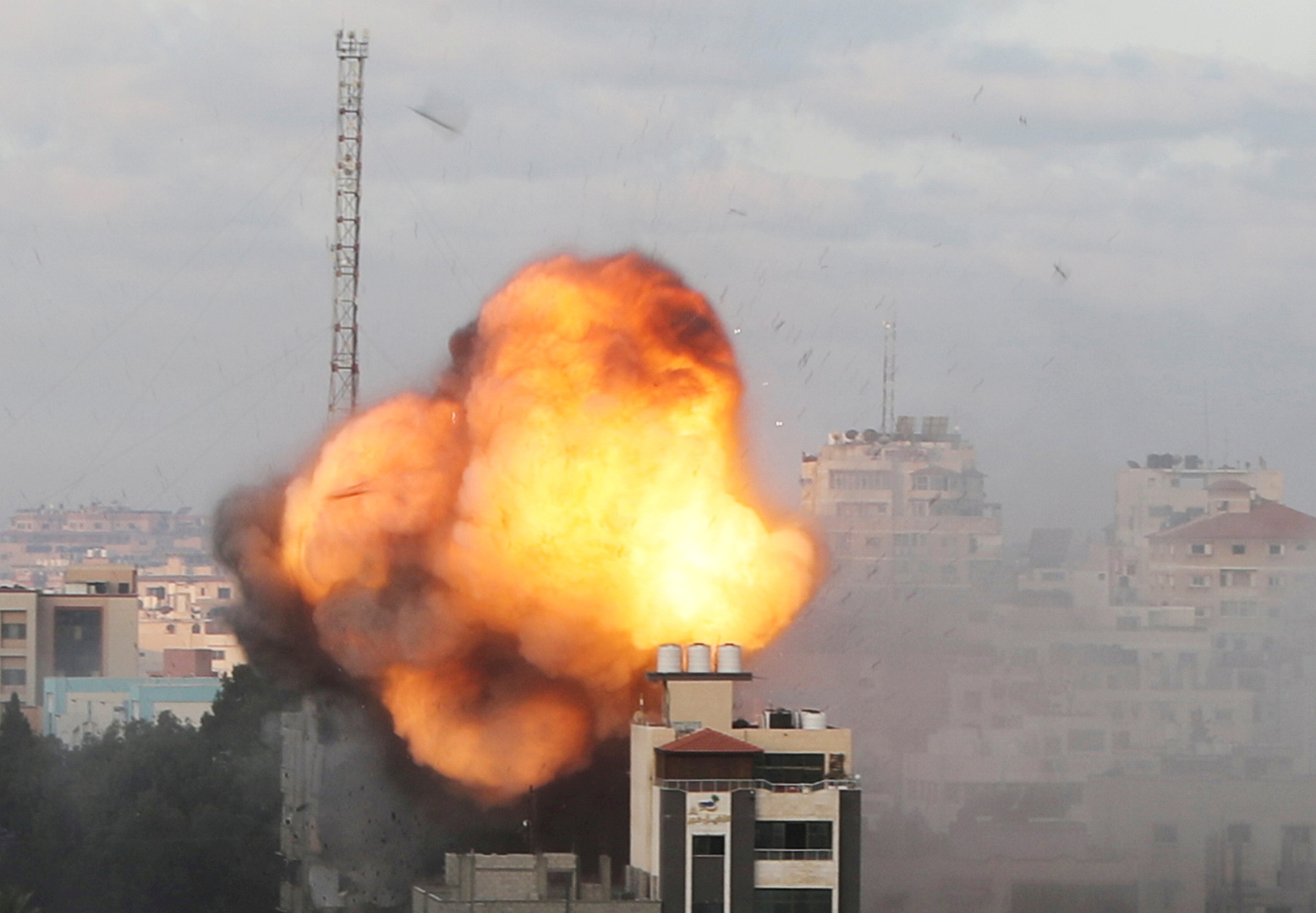 مقتل 238 فلسطينيا بهجمات إسرائيل على غزة وأحداث الضفة الغربية والقدس