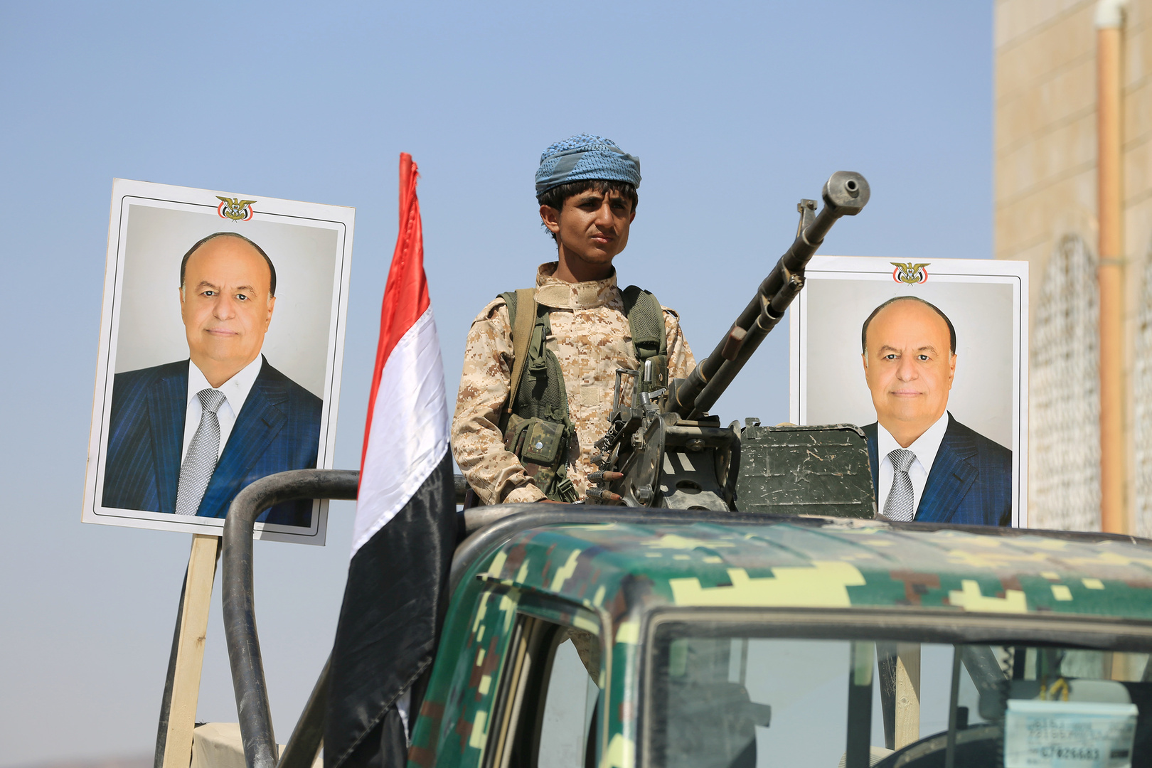 تقرير: تساؤلات بخصوص مستقبل الحكومة اليمنية بعد تأجيل عودة هادي إلى عدن مجددا