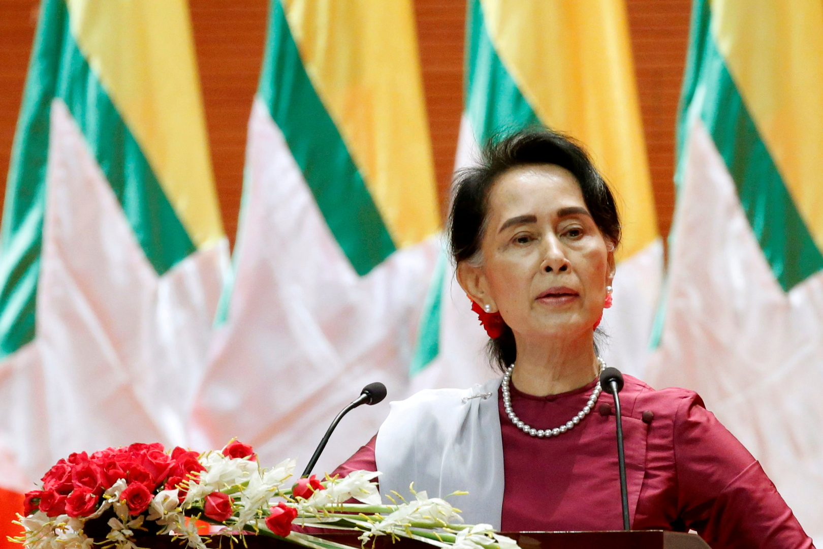 رئيس المجلس العسكري الحاكم في ميانمار: الزعيم المعتقلة بصحة جيدة وستمثل أمام القضاء خلال أيام