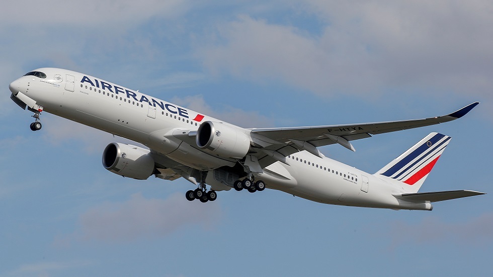 بينها Air France.. شركات طيران جديدة توقف التحليق فوق أراضي بيلاروس