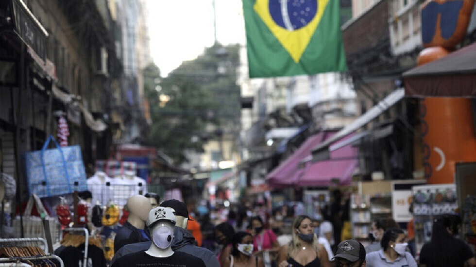 البرازيل تسجل 80486 إصابة و2398 وفاة بفيروس كورونا