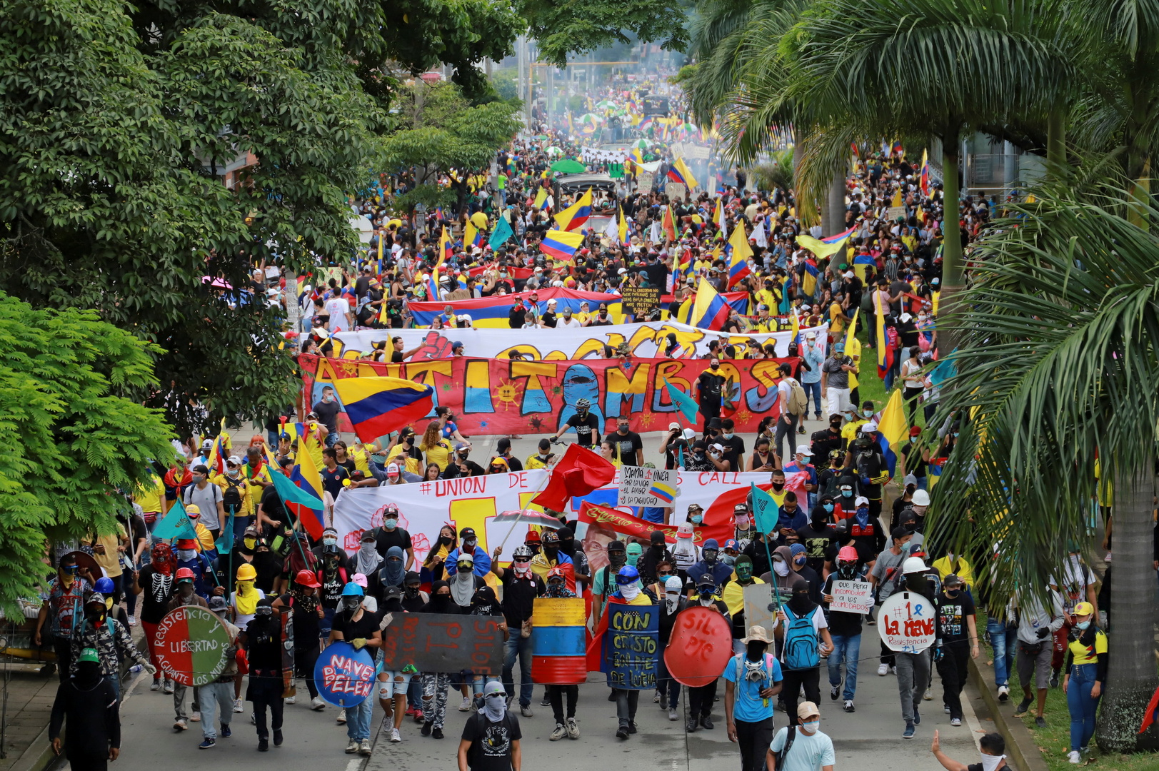 كولومبيا.. مقتل 4 أشخاص في مواجهات محتجين مع الشرطة