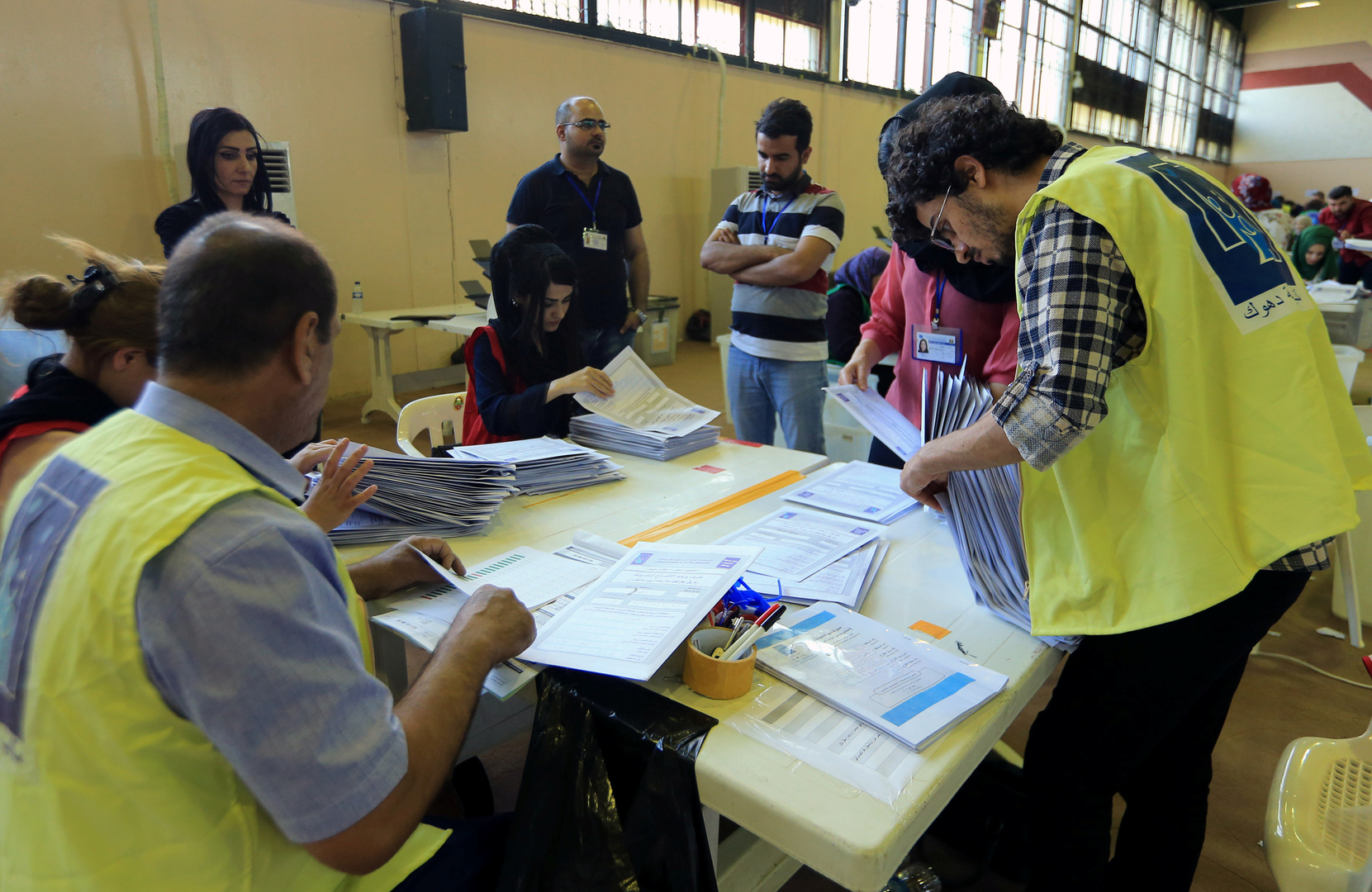 مفوضية الانتخابات العراقية تستبعد 20 مرشحا من السباق الانتخابي