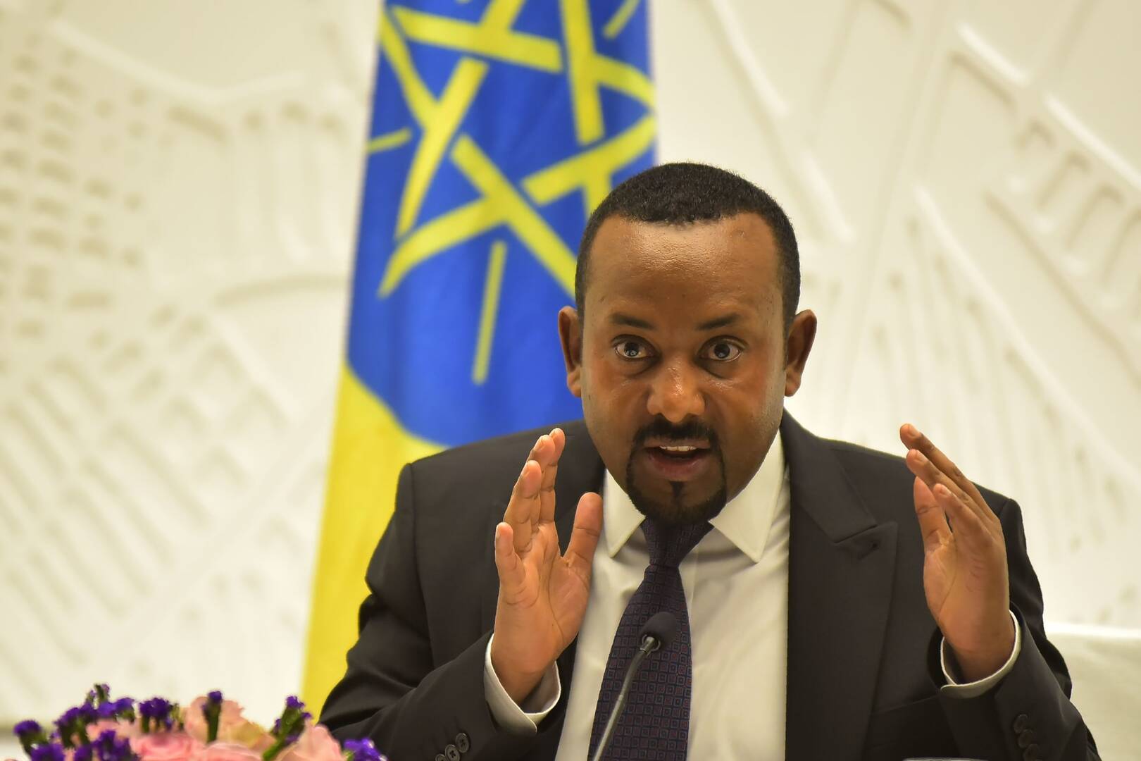 رئيس وزراء إثيوبيا يعلن عزم بلاده بناء أكثر من 100 سد
