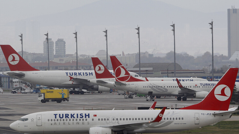 روسيا تمدد تعليق الرحلات الجوية مع تركيا إلى 21 يونيو الجاري
