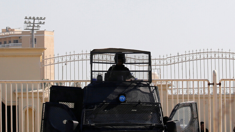 مصر.. سقوط 10 قتلى و7 جرحى في اشتباك مسلح بين عائلتين في قنا