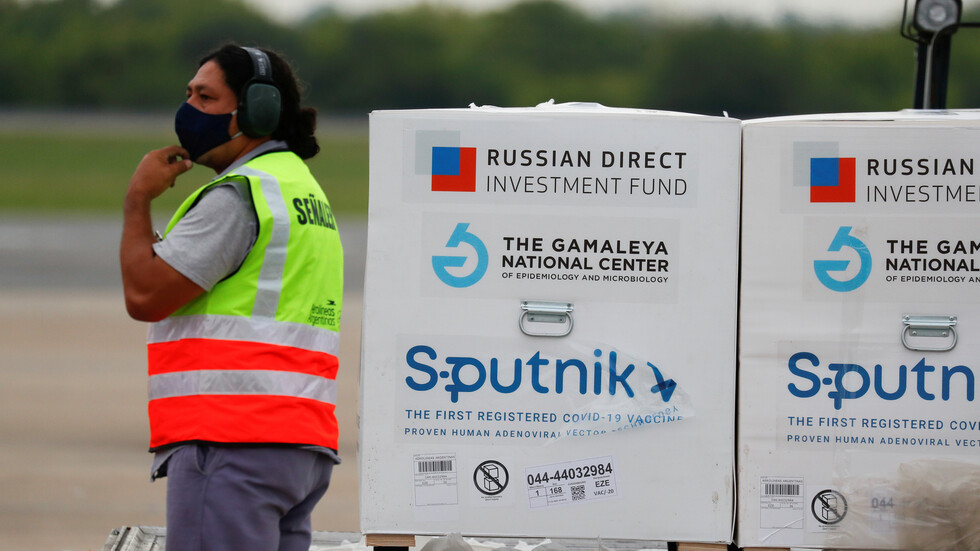 وسائل إعلام: بوتين سيبحث مع رئيس الأرجنتين إنتاج لقاح 