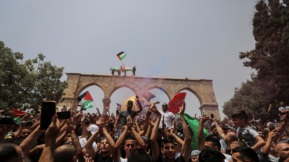 بالفيديو.. مواجهات في جنوب نابلس بين الجيش الإسرائيلي وفلسطينيين